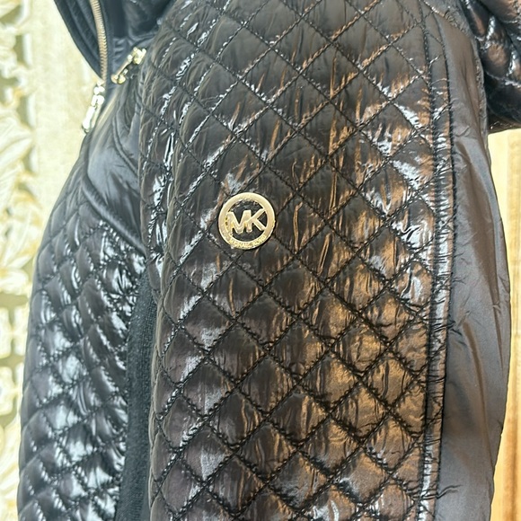 Michael Kors woman’s small black hoodie semi long jacket - Picture 4 of 9